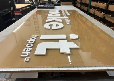 Office Indoor Sings in Miami (1)